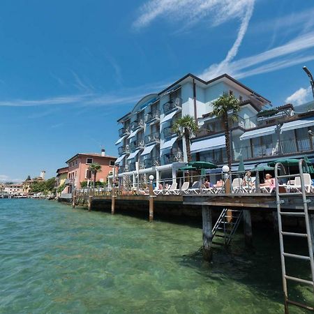 מאלצ'סינה Hotel Venezia מראה חיצוני תמונה